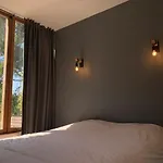 La Dans Les Pins Apartament *