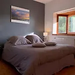 Apartament La Dans Les Pins *